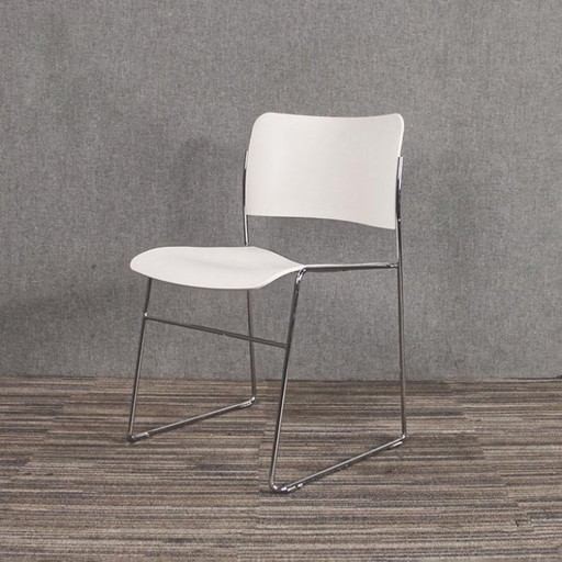 4x HOWE 40-4 Chaise de cantine empilable