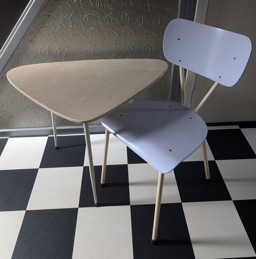 Set da camera da letto di metà secolo RaWi