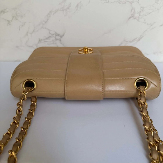Chanel medium vintage quilted horizontal stitch lambskin flapbag – Other bags (photo 12 of 23)