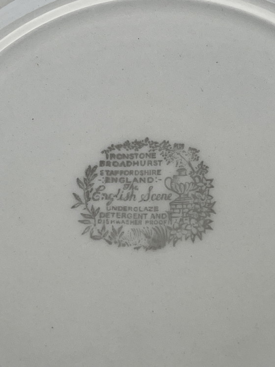 Image 1 of vintage Broadhurst Staffordshire Ironstone bord