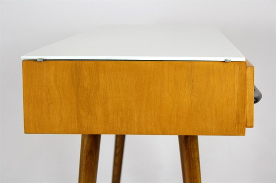 Gerestaureerd schrijfbureau in mid-century modern stijl van Up Zavody, jaren 60. – Glass (photo 20 of 20)