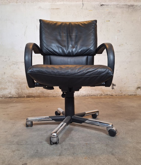 Image 1 of Sedia da ufficio Vitra in pelle nera con base cromata (vintage)