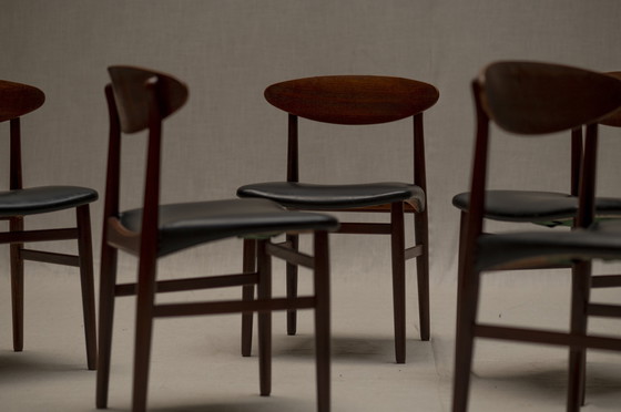 Image 1 of Ejner Larsen & Aksel Bender Madsen Dining Chair Set