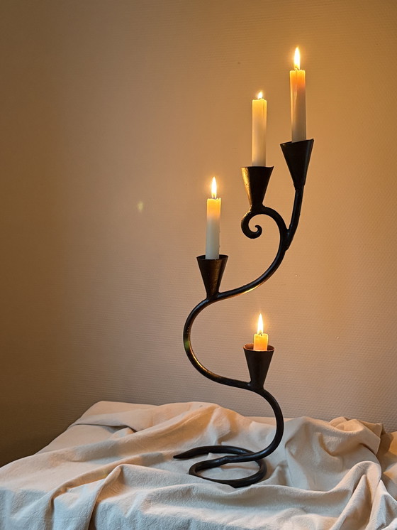 Image 1 of Candeliere vintage in ghisa a spirale