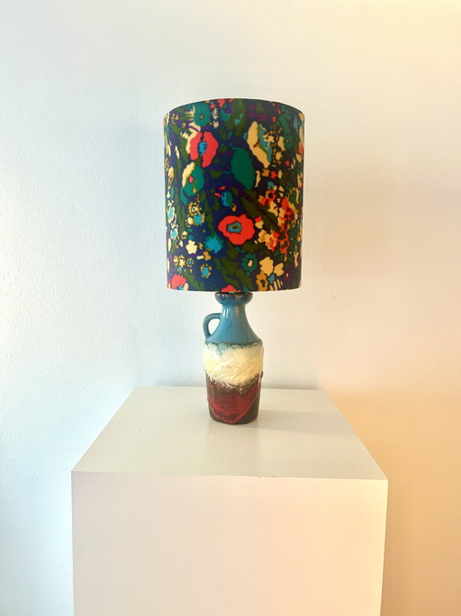 Oost-Duitse aardewerk vaaslamp