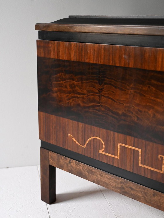 Image 1 of Aparador Art Déco escandinavo de madera de nogal de la década de 1930