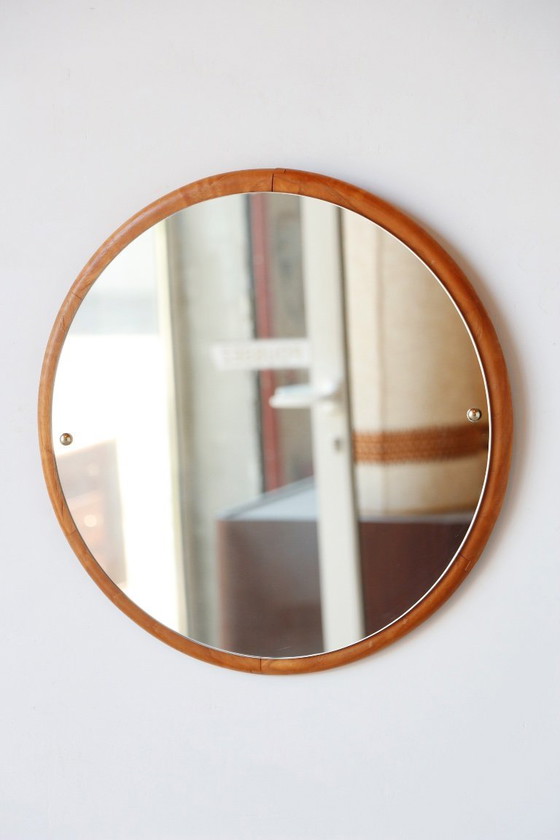 Image 1 of Specchio rotondo scandinavo in teak, vintage anni '60