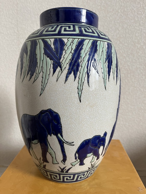 Image 1 of Elephant vase KERALOUVE