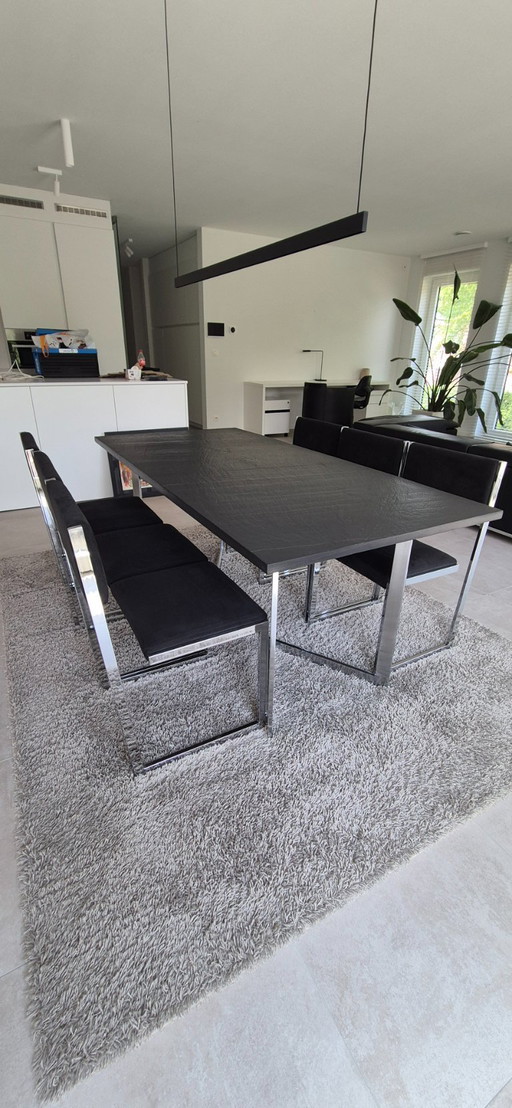 Tavolo da pranzo dal design moderno + 6 sedie