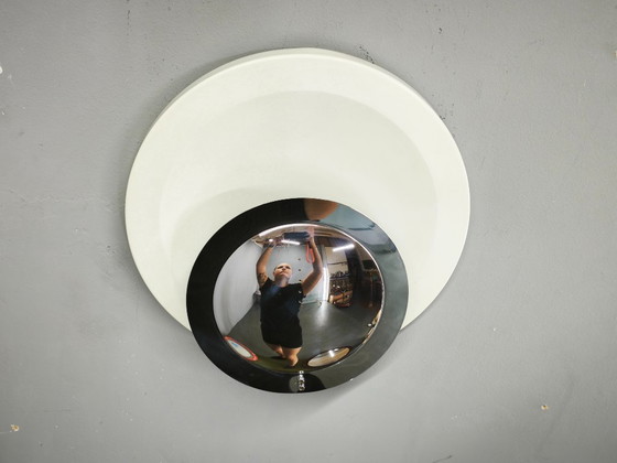 Pair of Italian Space Age Chrome and White Wall Lights, 1970s – Metal (photo 6 of 8)