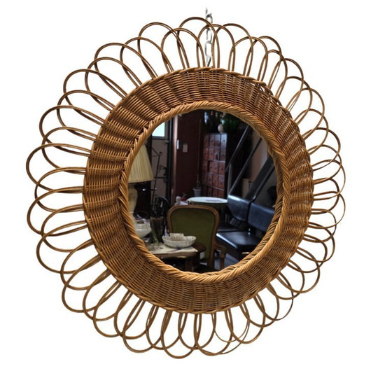 Image 1 of Specchio rotondo in rattan vintage