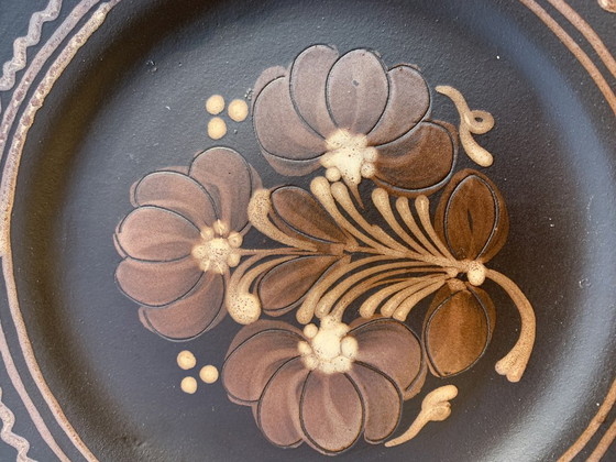Vintage Pottery Wall Plate with Hand Painted Flowers, Hungary, 1970s – Wall decoration (photo 2 of 4)