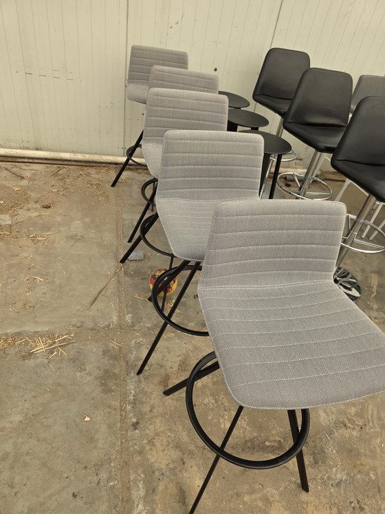 Image 1 of 5 muletas flexibles Andreu World