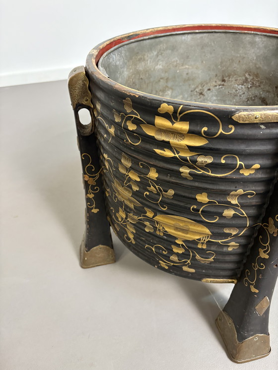 Image 1 of Scatola laccata giapponese antica del XIX secolo