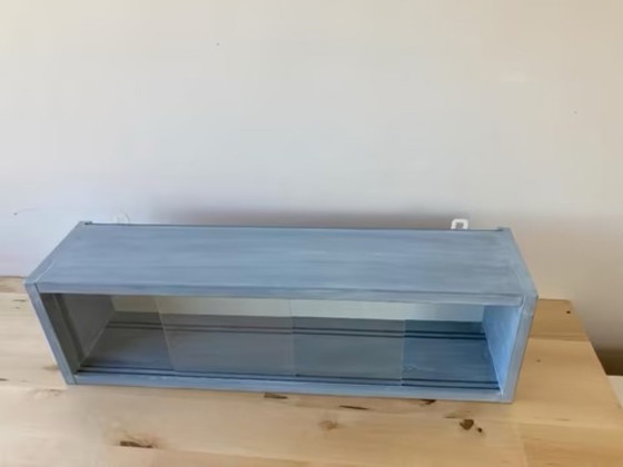 Image 1 of Kleine vitrine kast inw. 50x12,5x12 cm Kleine vitrine kast inw. 50x12,5x12 cm 