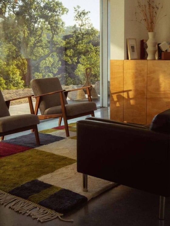 Image 1 of Magnificent unique handcrafted rug 200cm x 300cm