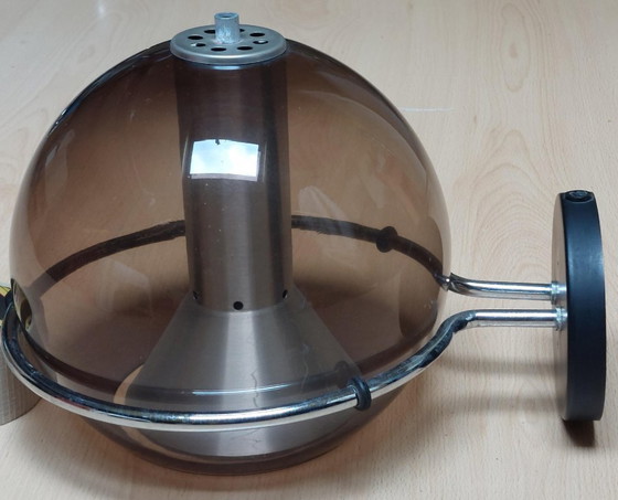 Iconic Raak Globe wall lamp by Frank Ligtelijn, 1960s – Wall lights, Glass, Metal (photo 3 of 7)