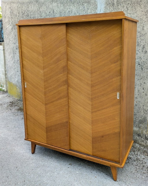 Vintage-Kleiderschrank mit Schiebetüren, Frankreich, 1950