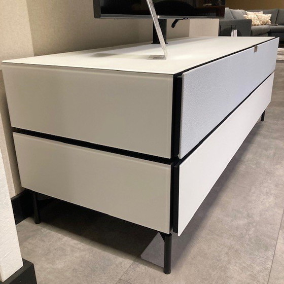 Image 1 of Mobile TV Spectral Brick