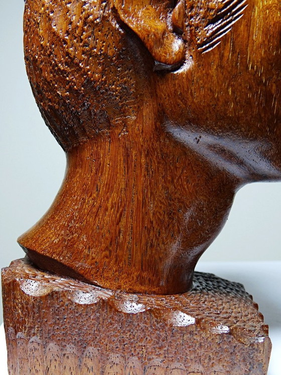 Image 1 of Couple de bustes Malgaches bois exotique sculpté artisanat années 60-70