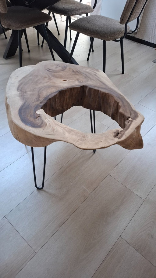 suar wood side table