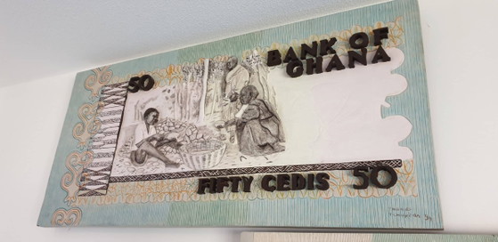 THOMAS TCHOPZAN - "Bank of Ghana, Fifty Cedi" Côté arrière (bois dur, grand) – Objets d'art, Wood (photo 2 of 5)