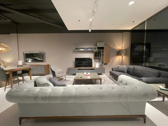 LAZZONI Castello Chesterfield Divano 3 posti – Divani 3 posti, Velluto, Legno (photo 2 of 5)