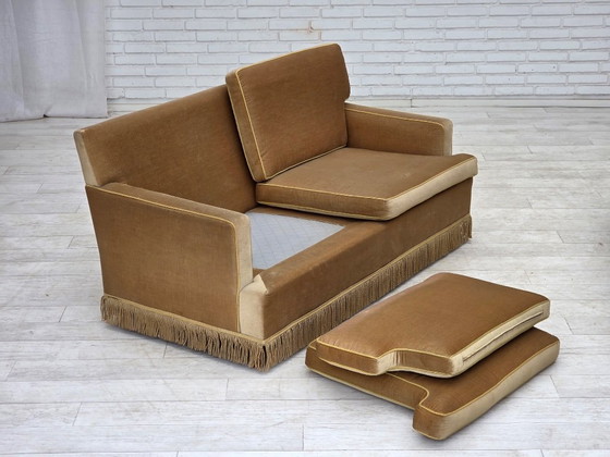 Image 1 of Deense tweezitsbank uit de jaren 70, bekleed met honinggeel meubelvelours.