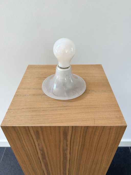 Artemide Vico Magistretti lamp