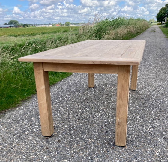 Image 1 of Robuuste zware teakhouten tuintafel 200x95