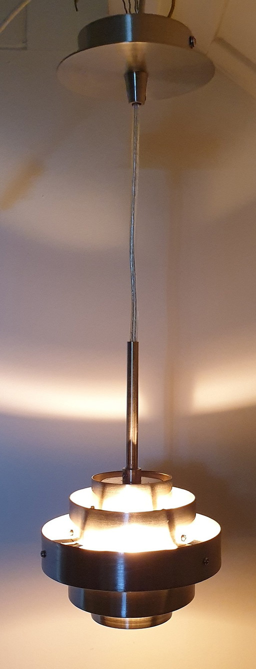 Modern vintage look pendant lamp
