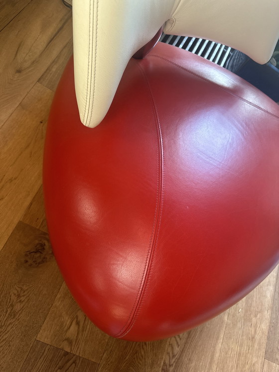 Image 1 of Leolux pallone