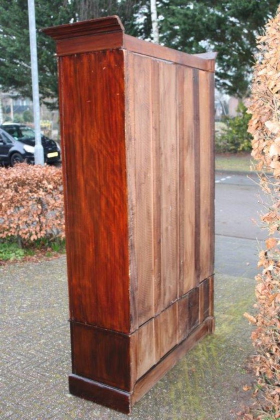 Image 1 of Armadio vintage in legno (anni 30-40) armadio per ragazze