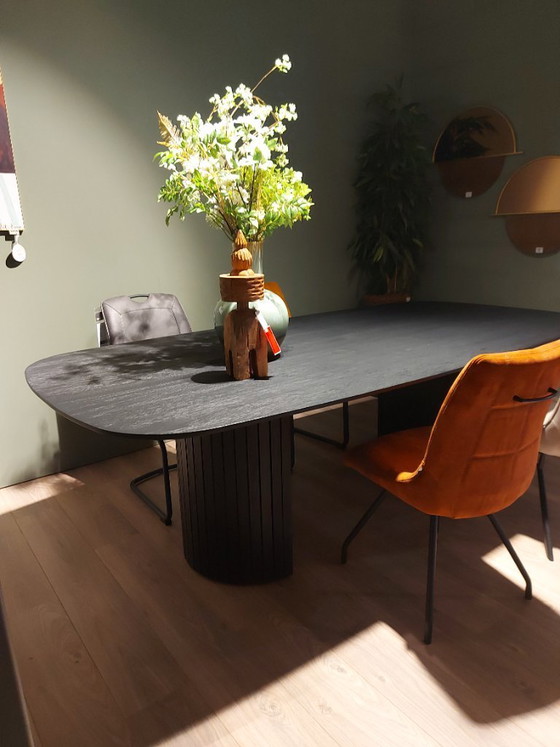 Image 1 of Mesa de comedor Pavie de Henders & Hazel