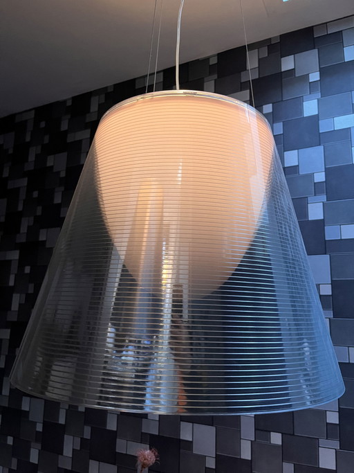 Lámpara colgante Flos de Philippe Starck