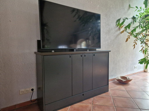 Mobile TV di design con sollevatore TV e TV Samsung (nuovo)