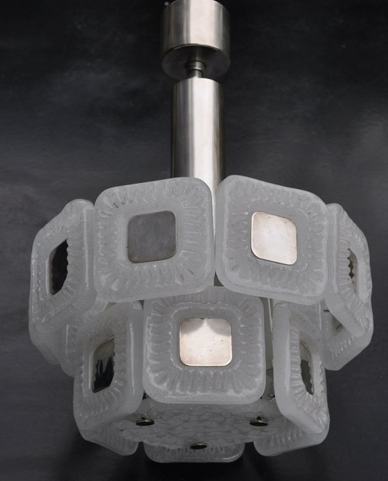 Image 1 of Lustre Kaiser en verre dépoli neige