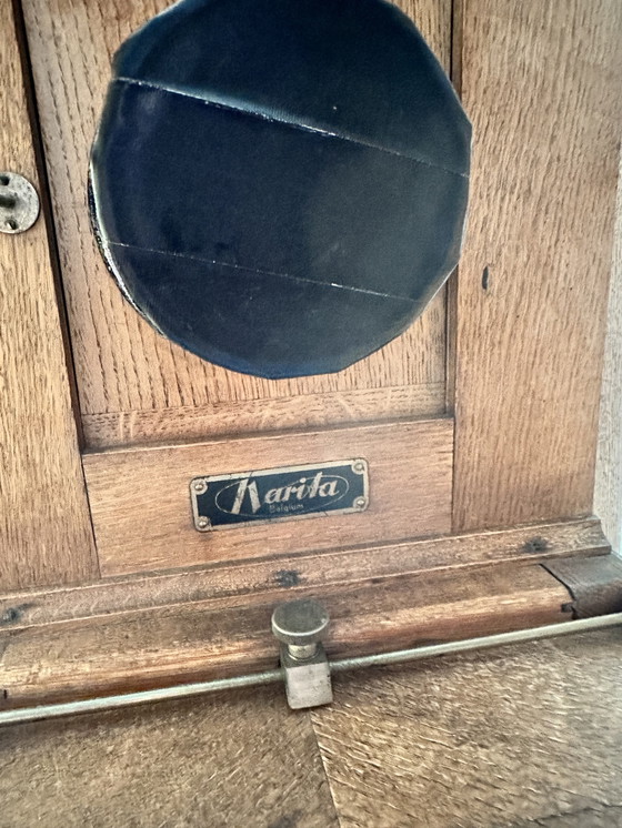 Image 1 of Vintage wooden studio camera on tripod - Narita Belgium
