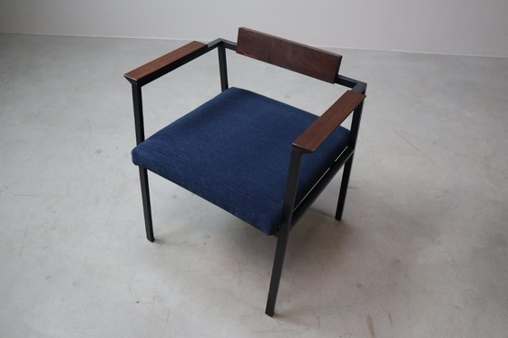 Image 1 of  Pair of Postmodern armchairs in steel and mahogany, 1970s