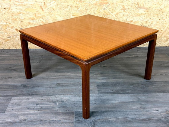 Image 1 of Teakhouten tafel uit de jaren 60/70, bijzettafel, salontafel, Deens design, Denemarken