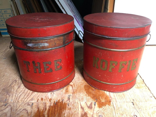 2 Grandes boîtes à café et à thé anciennes d'une épicerie