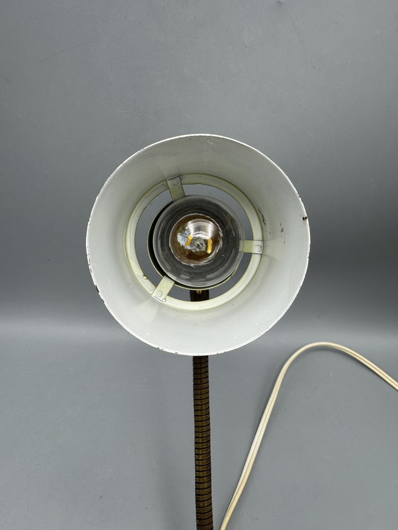 Image 1 of Vintage green desk lamp – 70s style