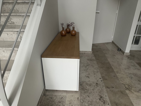 Image 1 of Mooie witte houten kast met eiken blad 