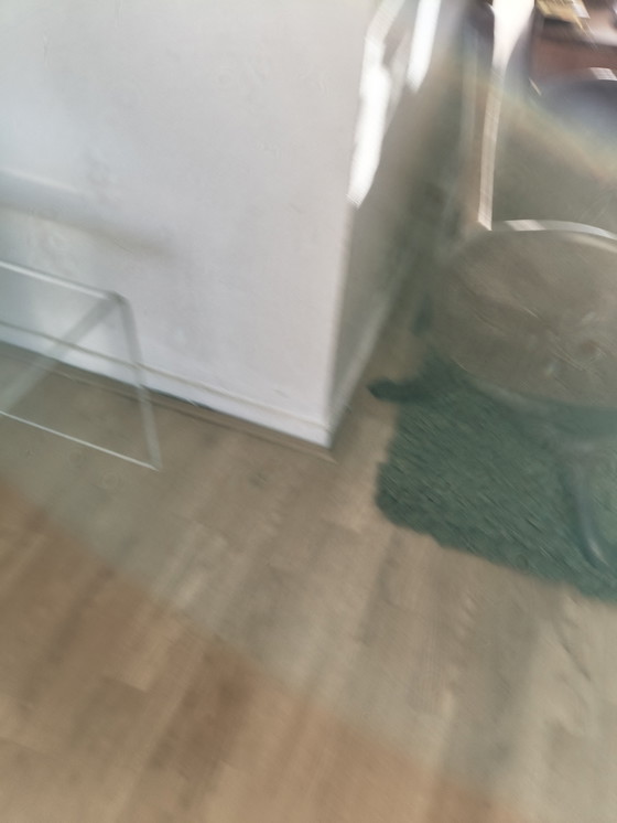 Image 1 of table basse vintage en plastique acrylique lucite