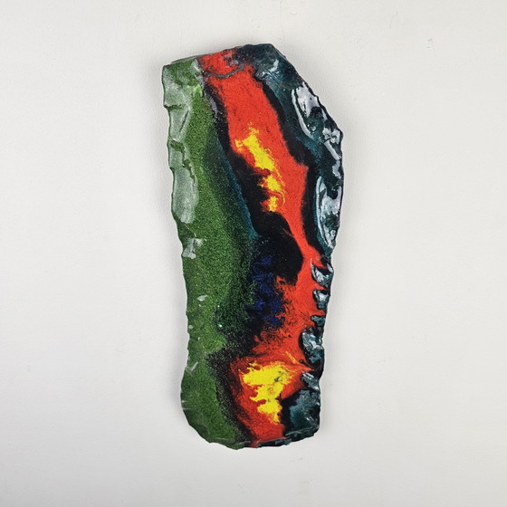 Image 1 of Vintage West-Duitse Fat Lava Muurplaquette Gemaakt Door Vulkan Keramik / Ostara Fliesen. Kleuren: Rood, Geel, Blauw en Groen.