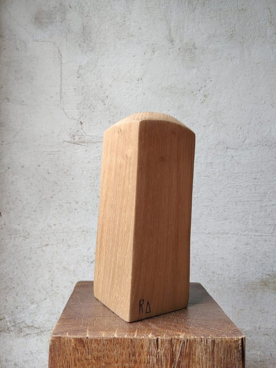 Vase / Skulptur aus geschnitzter Massivholz-Eiche – retroDom, Vasen (photo 6 of 9)