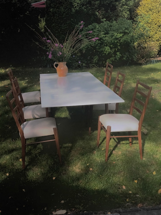 Image 1 of Table and 6 chairs Pastoe