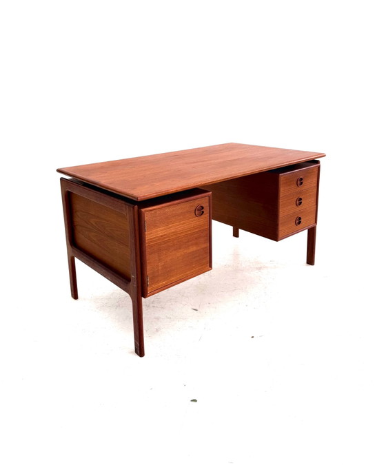 Vintage Danish Teak Desk, Arne Vodder ‘60 – Wood (photo 7 of 14)