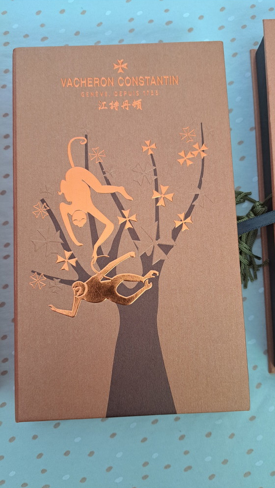 Image 1 of Vacheron Constantin luxury gift sets with envelopes and decorative cards