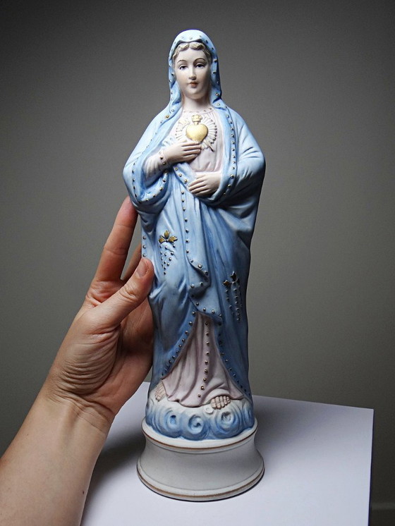 Image 1 of Grande sujet Sainte Vierge au Sacré Coeur en biscuit polychrome ancienne